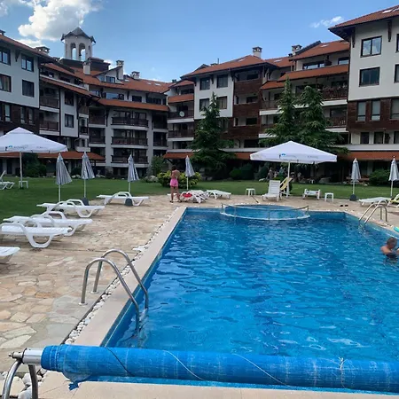 Royal Towers 738 דירה